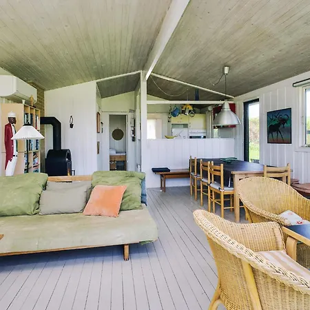 Seaside Serenity At Lumsas Retreat-by Traum *