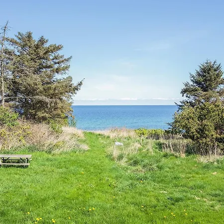 Seaside Serenity At Lumsas Retreat-by Traum Feriehus *